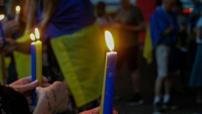 Eltville lädt zur Mahnwache gegen den Krieg in der Ukraine am 20. Dezember Eltville lädt zur Mahnwache gegen den Krieg in der Ukraine am 20. Dezember