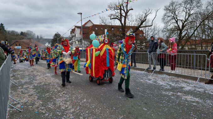 Faschingsumzug Schwand 2024 – Ablauf, Teilnehmer und Highlights Faschingsumzug Schwand 2024 – Ablauf, Teilnehmer und Highlights