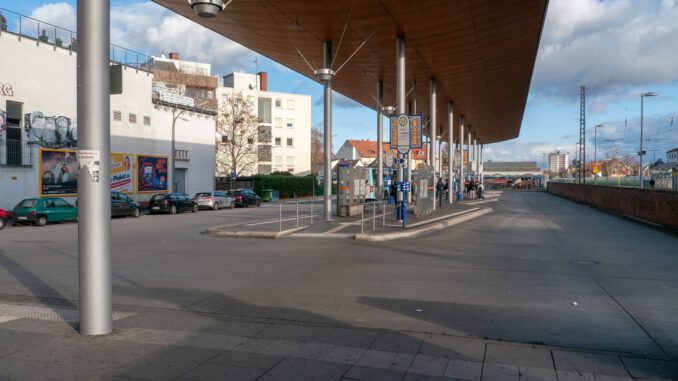 Rüsselsheim holt Feedback zum geplanten Stadtbusnetz ein Rüsselsheim holt Feedback zum geplanten Stadtbusnetz ein