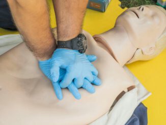 Smartphoneapp aktiviert ehrenamtliche Helfer im Kreis Rheingau Taunus zur Überbrückung kritischer Minuten