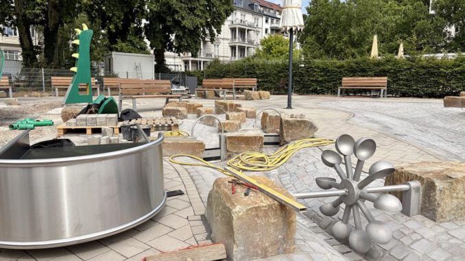 Wasserspielplatz in den Reisinger-Anlagen steht vor der Freigabe: Tests und Hygienekontrollen bis August Wasserspielplatz in den Reisinger-Anlagen steht vor der Freigabe: Tests und Hygienekontrollen bis August