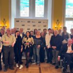 Wiesbaden eröffnet inklusives Kunstprojekt mit Tandemarbeit, Film und Auktion