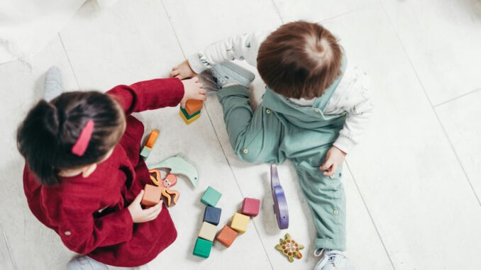 Wiesbaden lädt Eltern zum Informationsnachmittag über Kindertagespflege ein